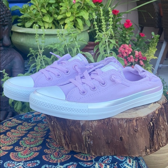 Iridescent “Lilac Mist” Converse Shoreline 7.5 - Picture 3 of 15